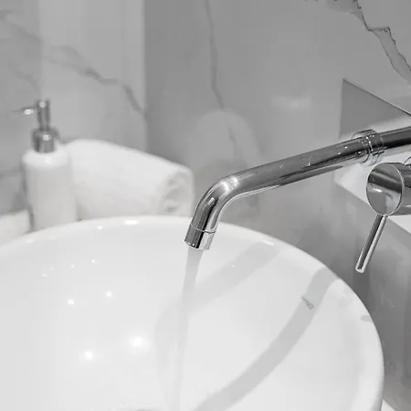 Guestready - A Modern Haven In The Centre * 포르투